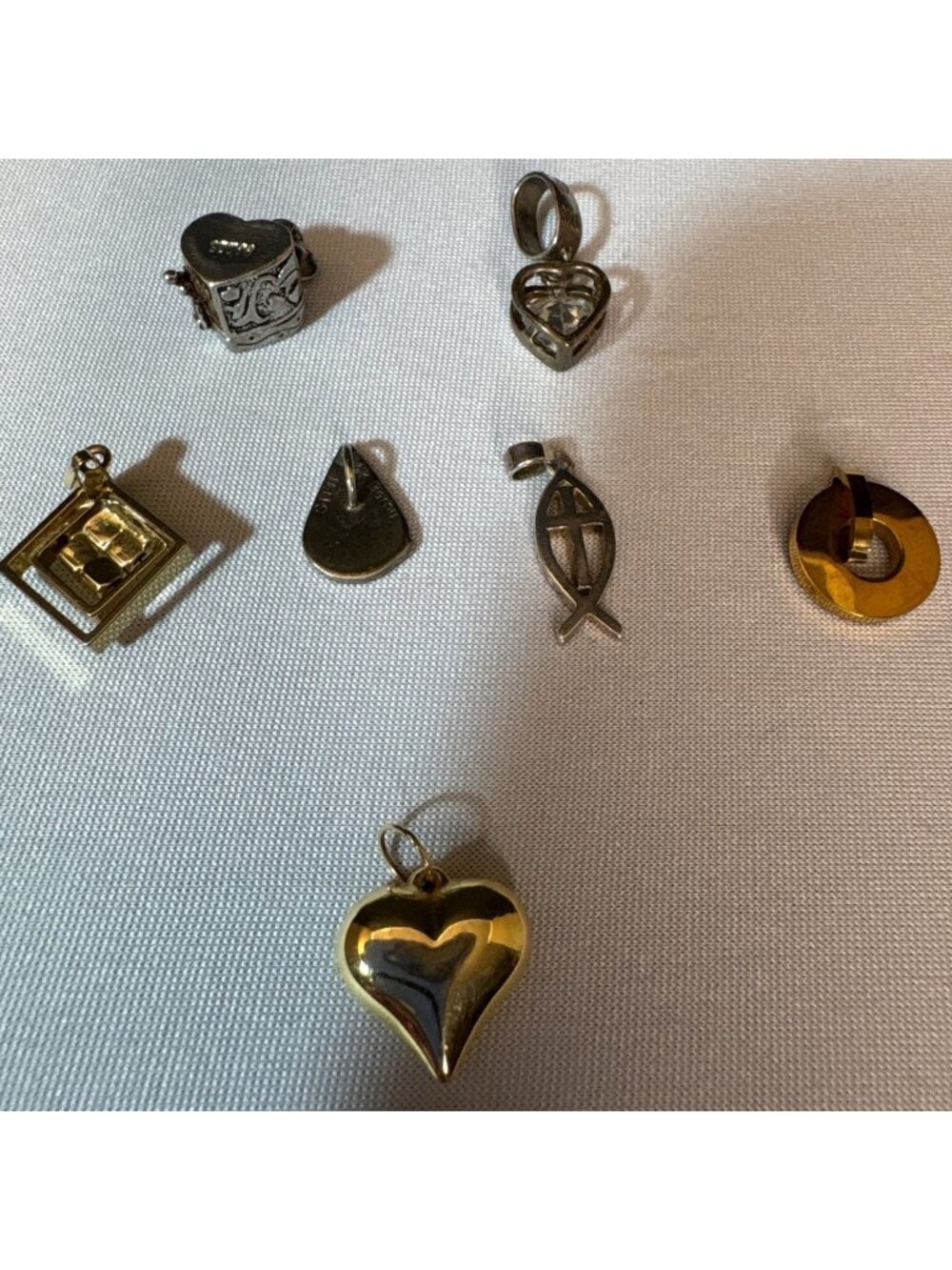 Lot of 7 Vintage Pendants Sterling Silver & Gold Tone Silver 925 Prayer Box - Picture 4 of 16
